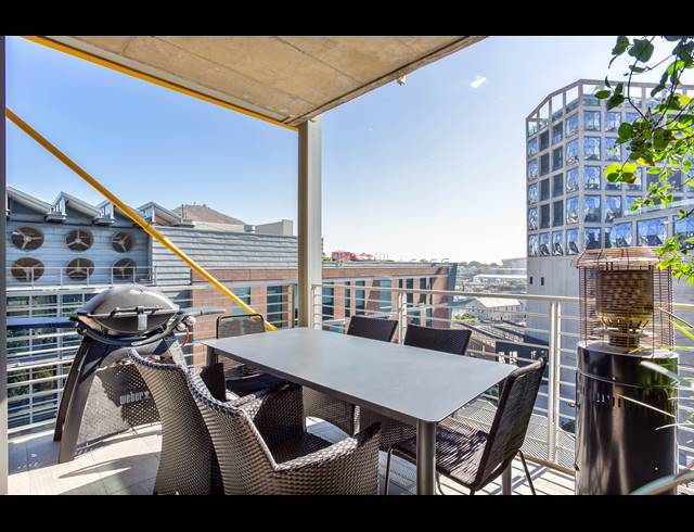 2 BEDROOM APARTMENT TO LET IN WATERFRONT